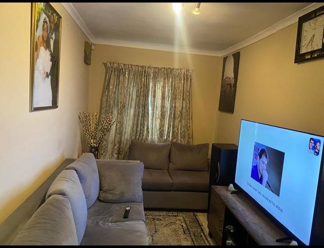 2 BEDROOM APARTMENT FOR SALE IN GOODWOOD ESTATE